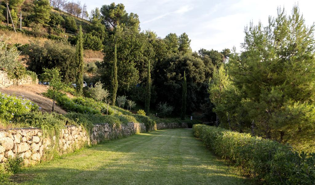 Moresco Park Hotel Sperlonga Exterior foto